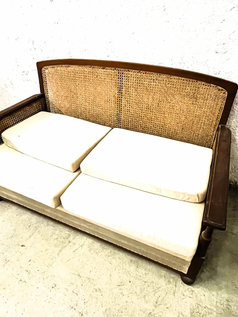Salotto coloniale originale in teak e paglia di Vienna: divano e 2 poltrone