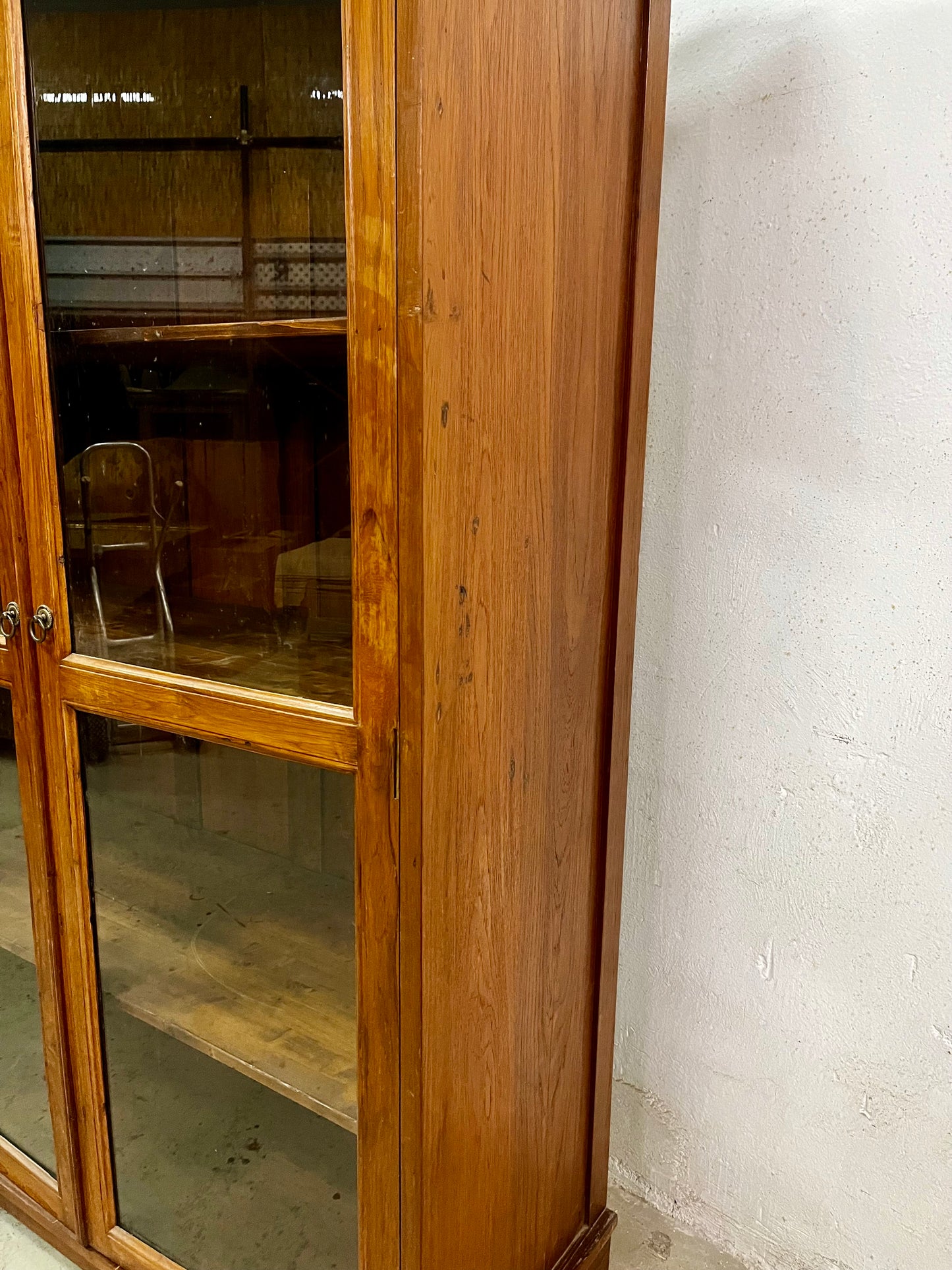 Vetrina coloniale in legno massiccio di teak