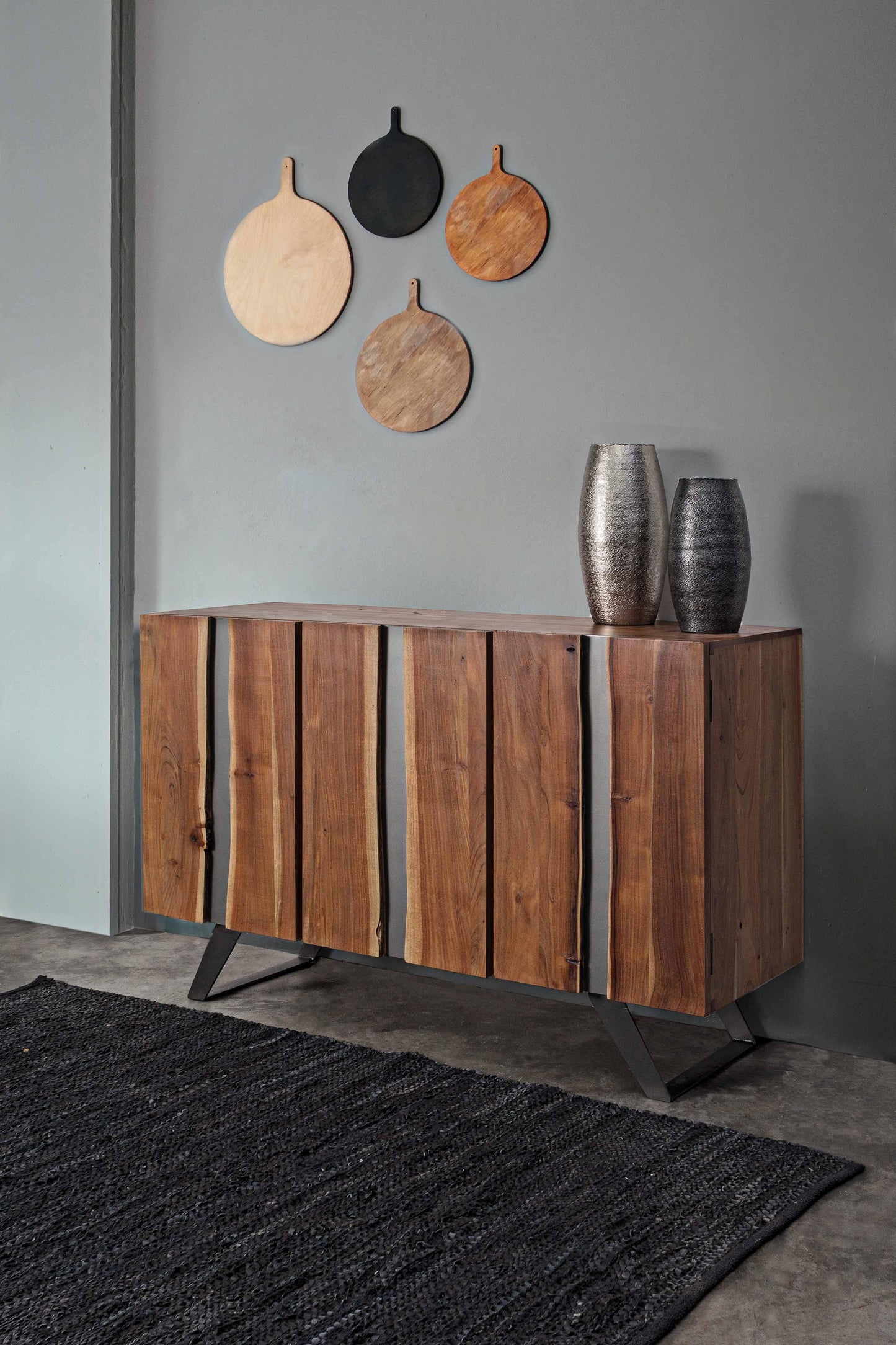 Credenza industrial in legno massello 3 ante con inserti in metallo verticali SPEDIZIONE GRATUITA- lapagoda.net
