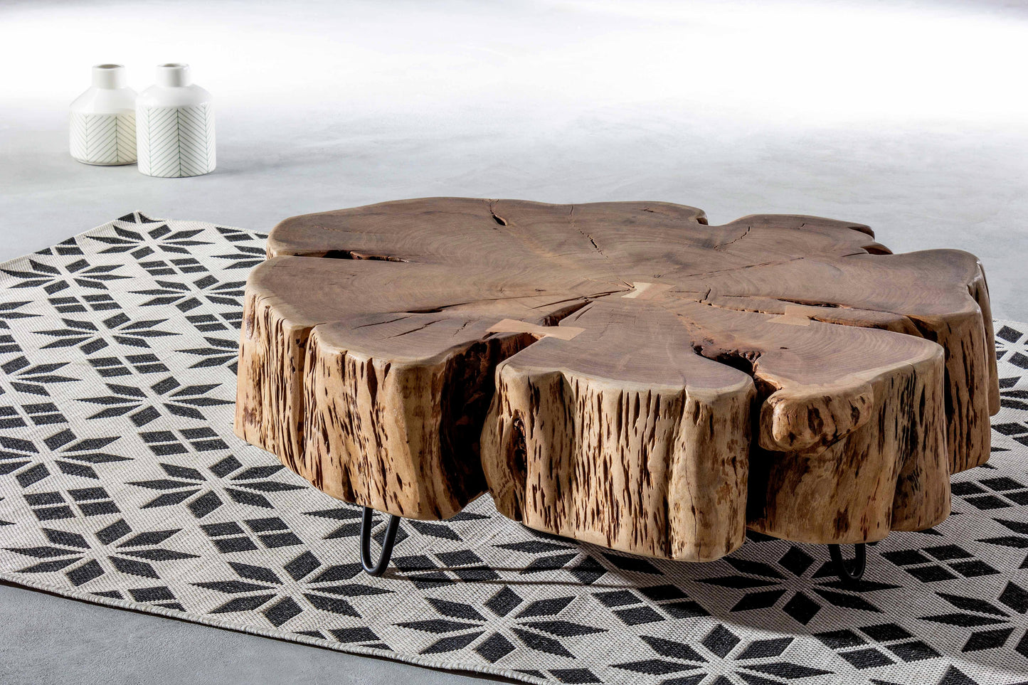 Tavolino in legno massello grezzo d'acacia - sezione di tronco. SPEDIZIONE GRATUITA lapagoda.net