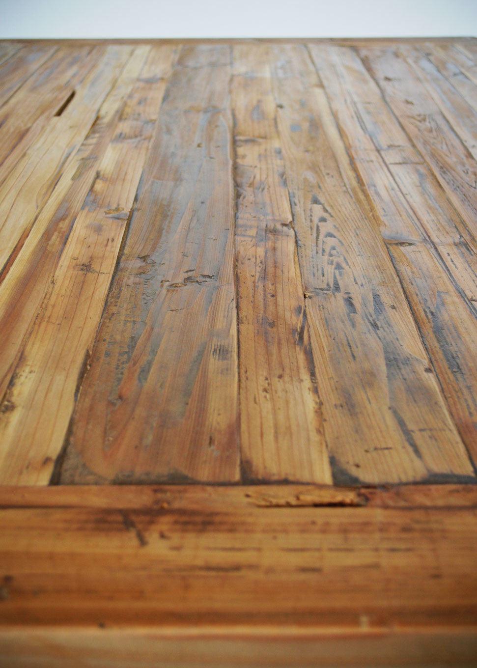 Tavolo Pranzo Industrial con ruote Rettangolare con Piano in Abete Riciclato da - EA.T.015.160 - lapagoda.net