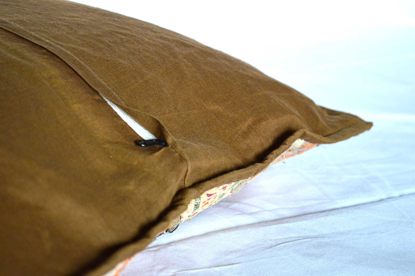 Federa Cuscino Grande in Stoffa Riciclata Cucita a Mano Afghanistan - lapagoda.net