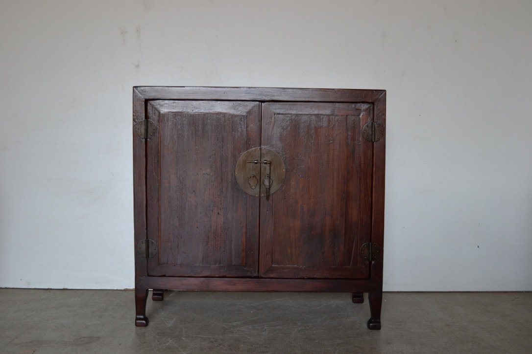 Credenza cinese Shanxi in legno massello di Olmo - 2 ante - LP11211A - lapagoda.net