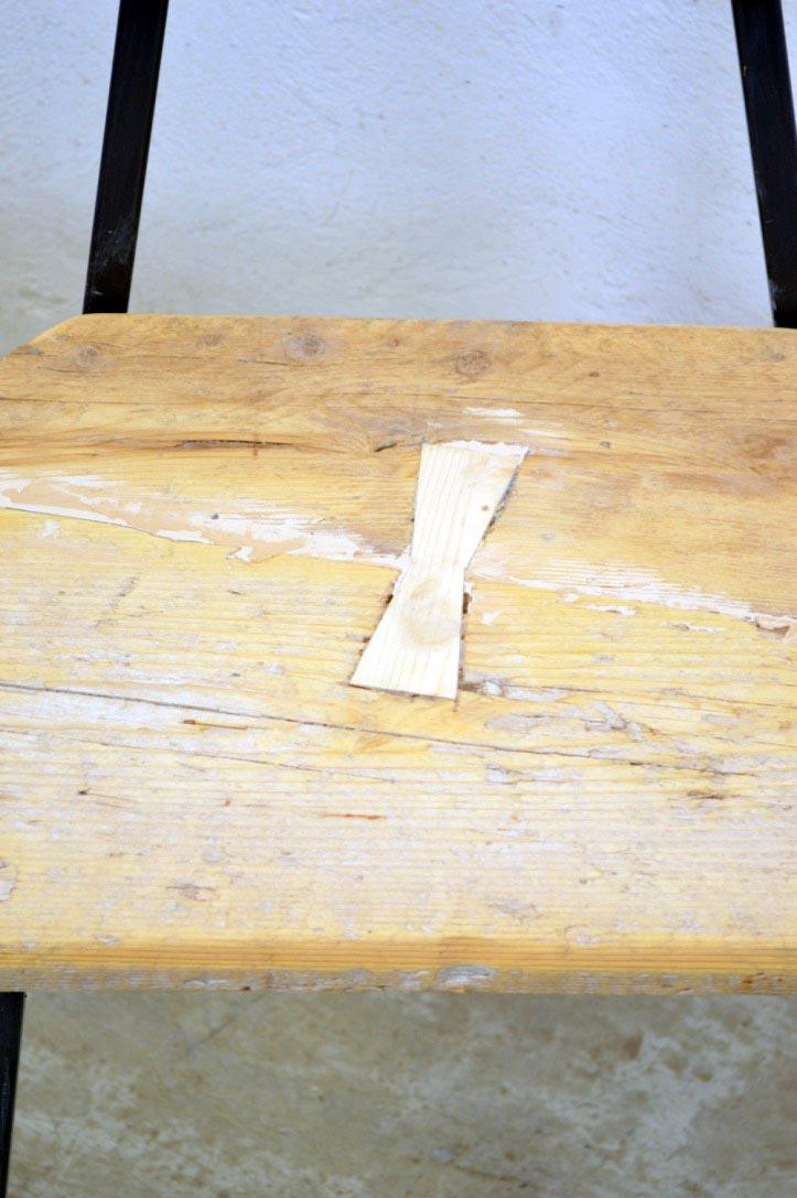 Sedia industrial vintage in legno riciclato e struttura in ferro - lapagoda.net