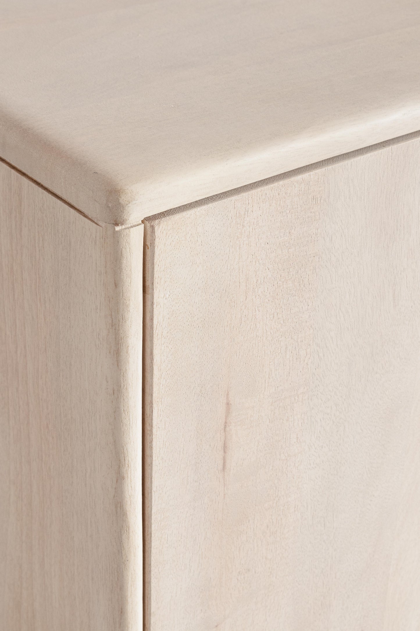 Credenza 4 ante design contemporaneo in legno massiccio