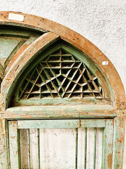 Antica Finestra Sindhi Indiana Originale in Legno Massiccio Dipinto con Vetri Colorati