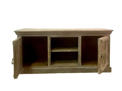 credenza indiana in legno massiccio 2 ante aperta