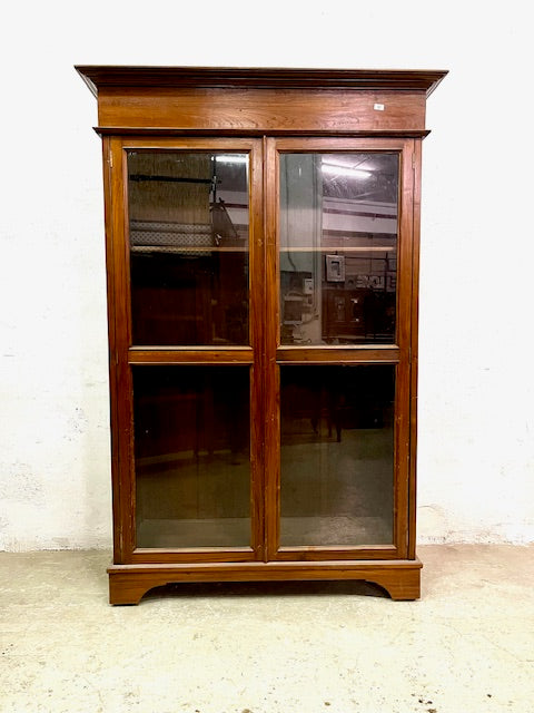 Vetrina coloniale in legno di teak massello, vista frontale