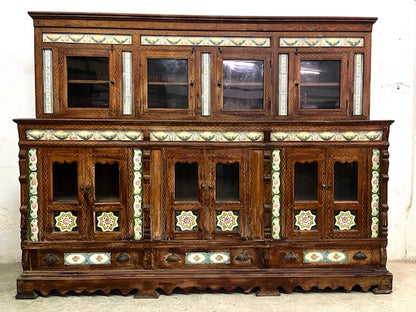 Vetrina originale epoca coloniale in legno di teak con ceramiche