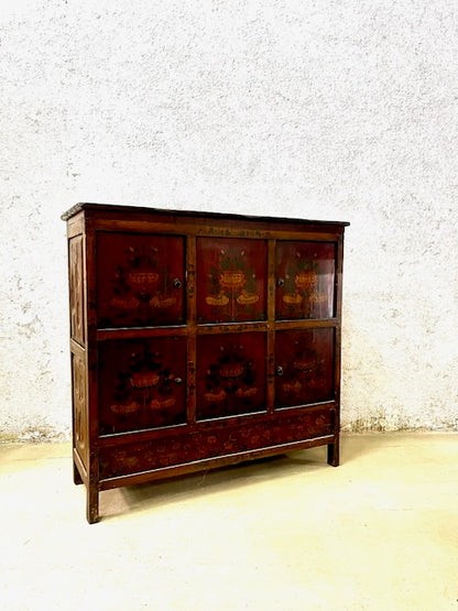 Mobile tibetano originale in legno massiccio dipinto in lacca