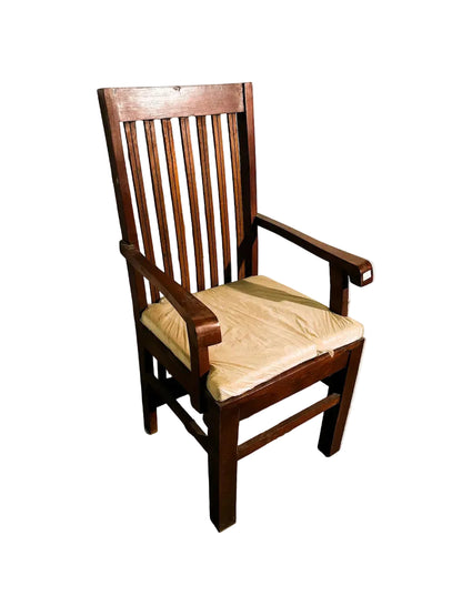 Sedia etnica con braccioli in legno massiccio acacia