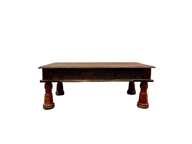 Tavolino indiano intarsiato con cassetto gambe rosse legno massiccio frontale
