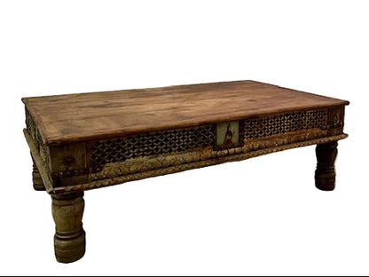 Tavolino indiano in Teak con fregio intarsiato e vetri dipinti completa