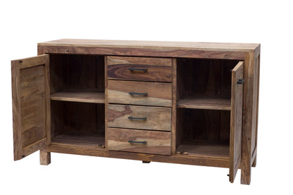 Credenza etnica in legno di Sheesham con le ante aperte, vista dello spazio interno.