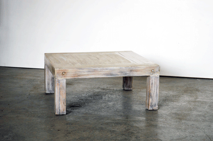 tavolini in legno massello finitura shabby chic bianco decapato piano a stecche di legno tipo parque mobili etnici online 