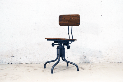 sedia poltrona girevole da ufficio stile retro vintage industrial online stile industriale ferro e teak massello