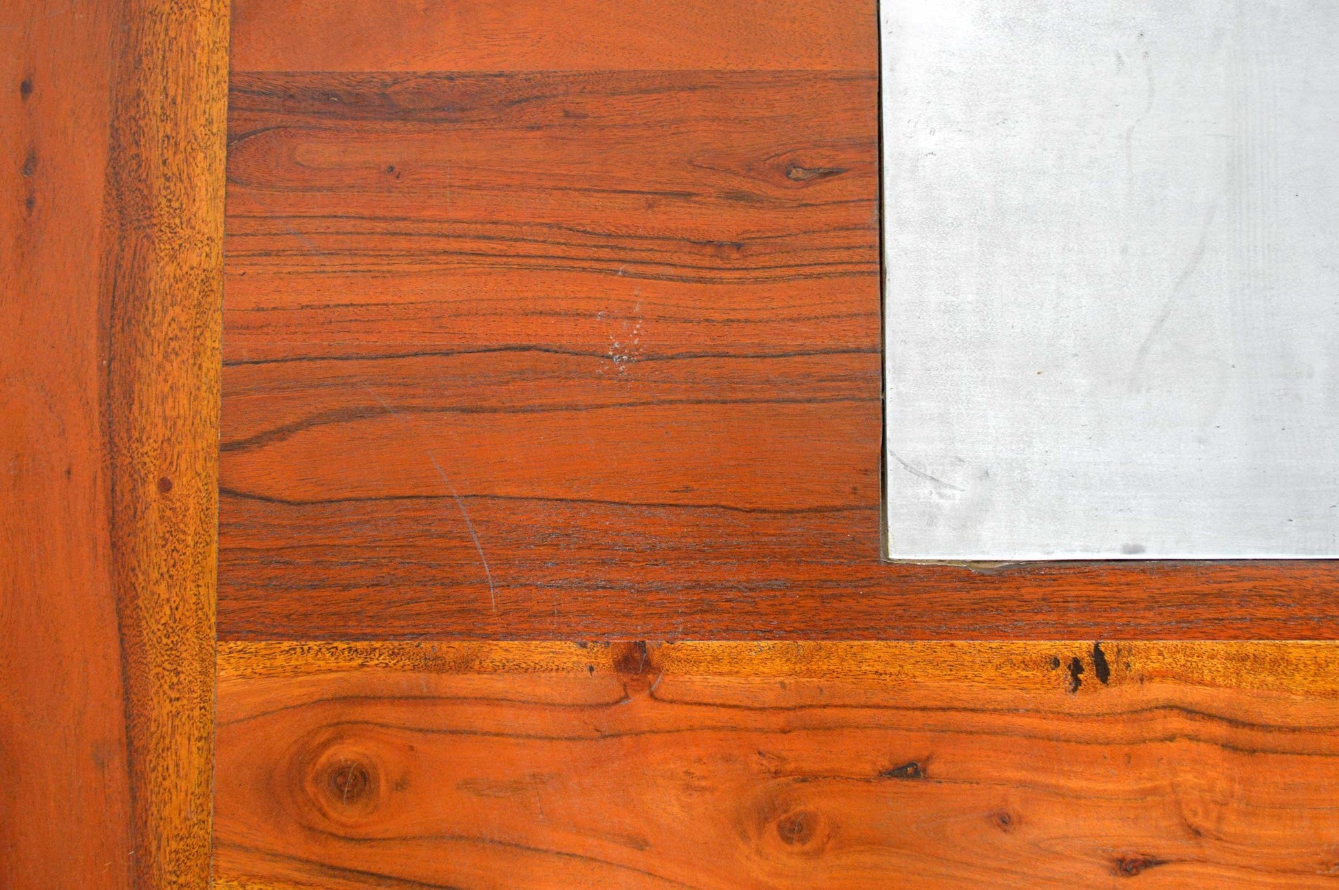 tavolo basso da caffe in Acacia mobili indiani online legno massello con piatto alluminio